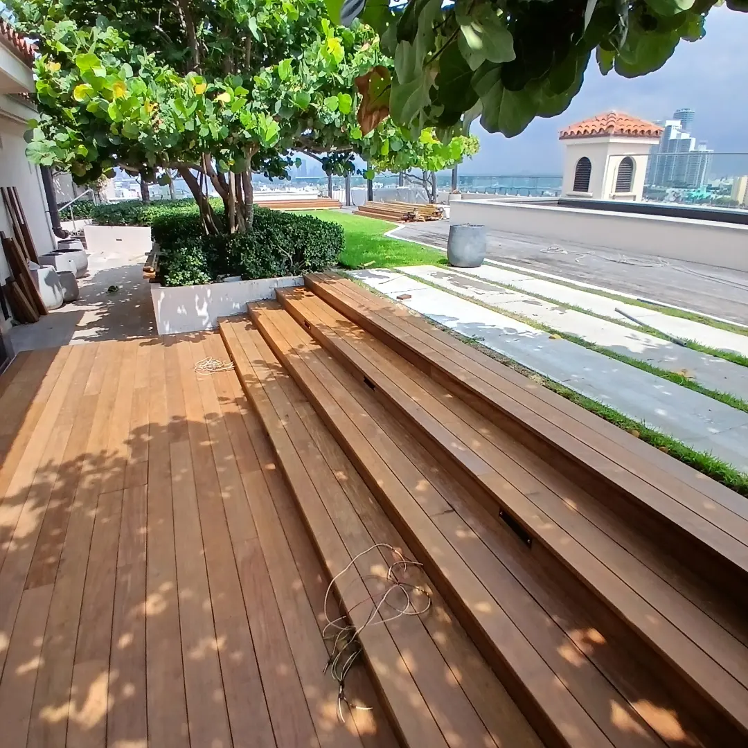 Hardwood rooftop deck with Miami skyline